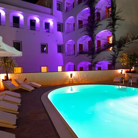 酒店 罗马纳别墅spa酒店 米诺利