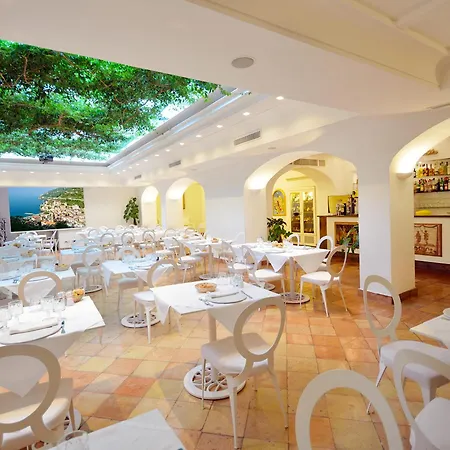 罗马纳别墅spa酒店 酒店