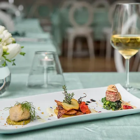 酒店 罗马纳别墅spa酒店