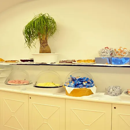 Otel Romana &
