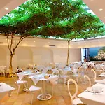 מלון Romana & 4*